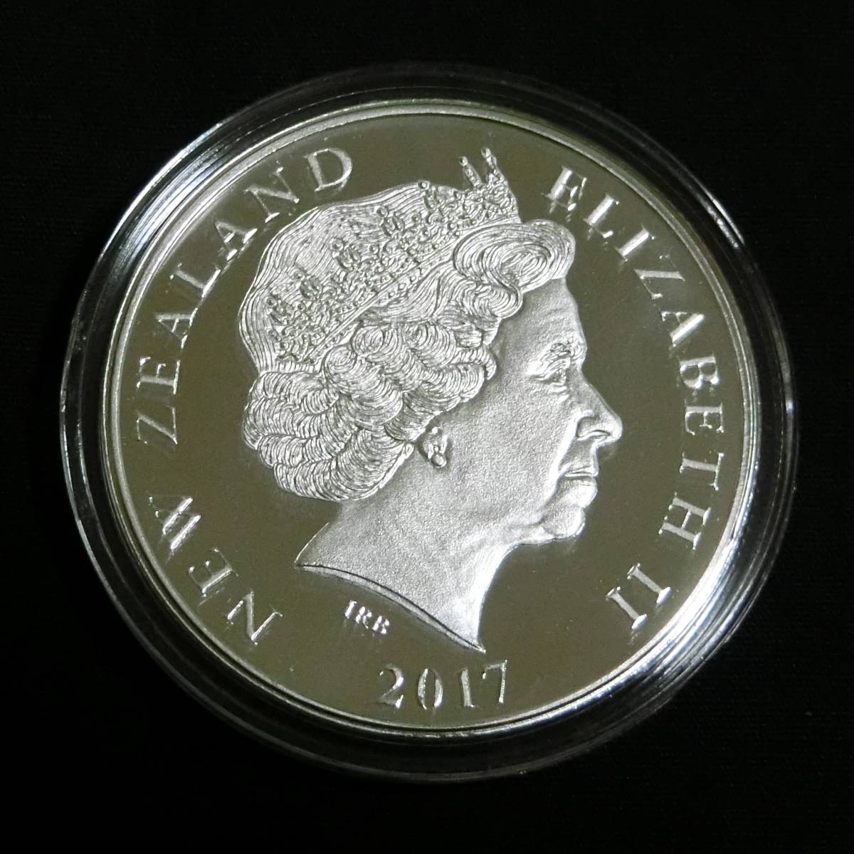 【送料無料】ニュージーランド 2017年 ワライフクロウ 梟 1オンス 5ドル 銀貨 コイン プルーフ硬貨 未使用 未開封 証明書 箱の画像5