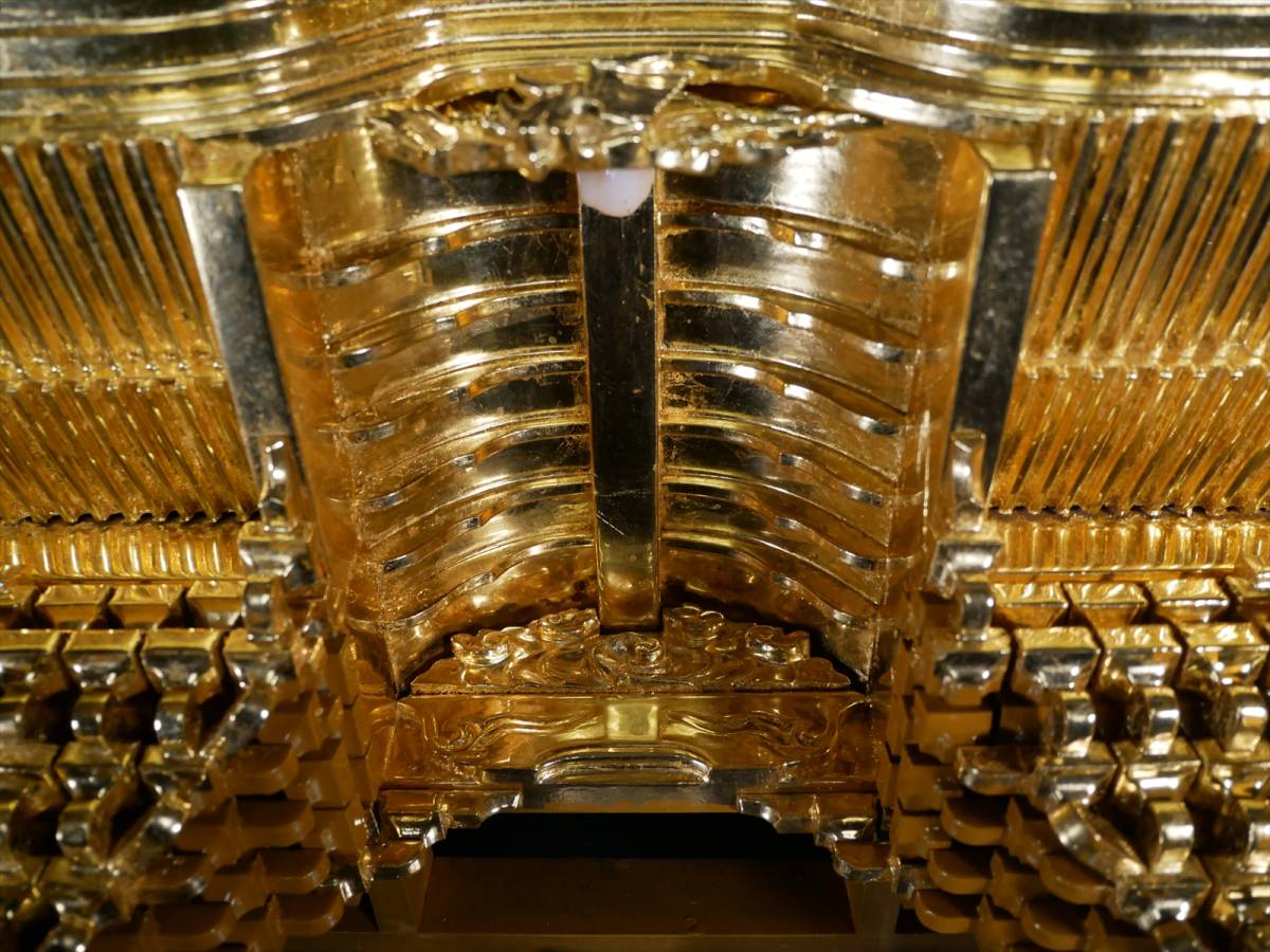 収集品 宮殿の屋根 木製本金箔 高級仏壇用 木製 仏壇 幅102㎝(TS Q