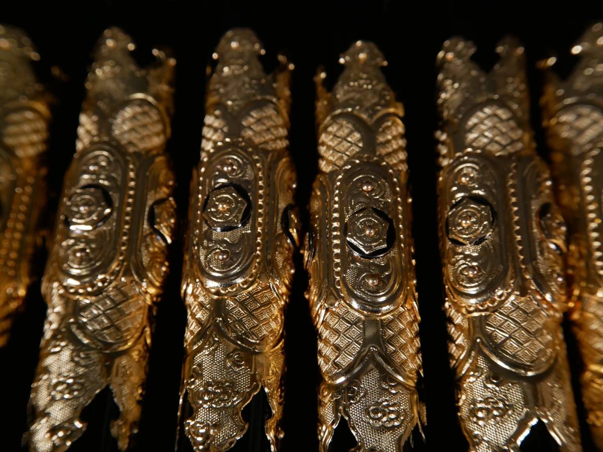 収集品 仏壇用小柱 本金メッキ金具付き 16本 本金箔 長さ39㎝(B-2