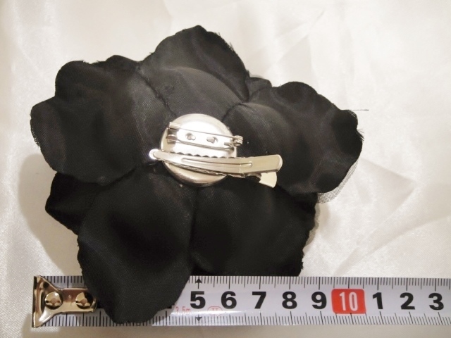 ! new goods corsage hair clip [ high quality / coming-of-age ceremony go in . type graduation ceremony wedding / velour / large flower / flower / rose / rose / Swarovski / black / black ]