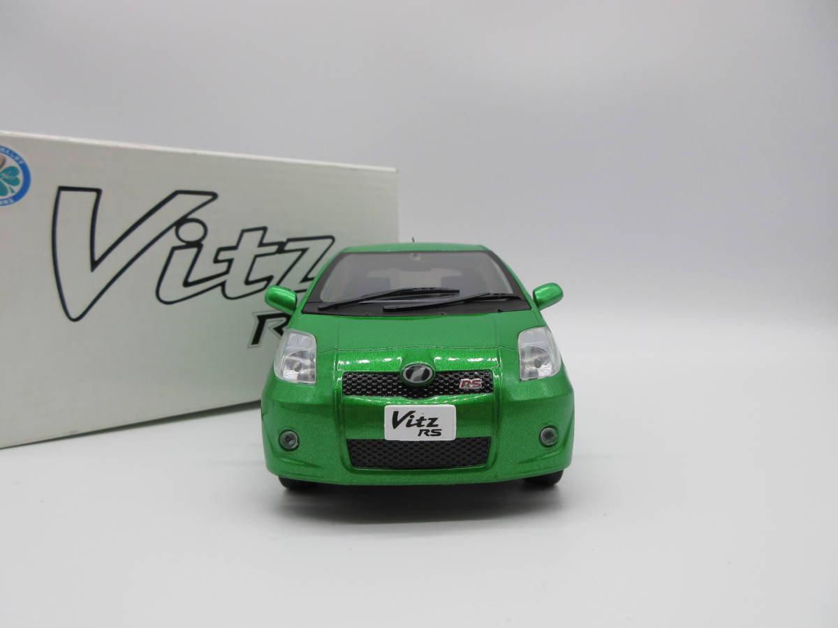 1/24 トヨタ 2代目ヴィッツRS カラーサンプル 非売品 ミニカー