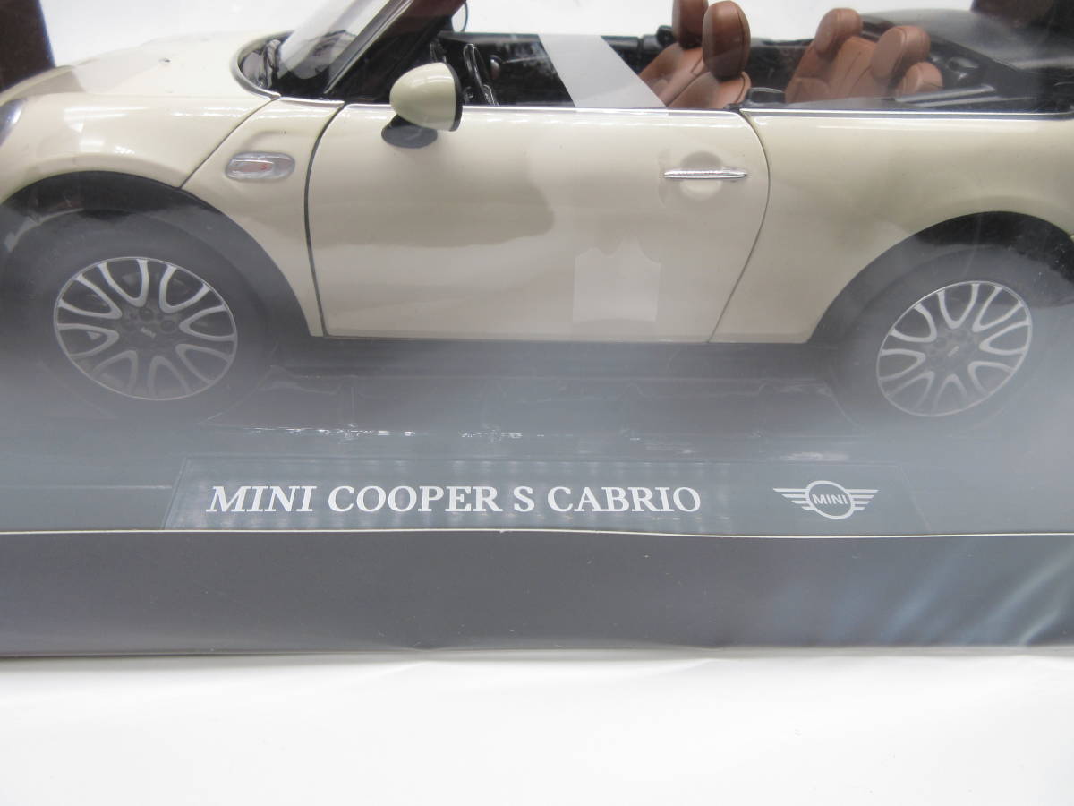 1/18 BMW MINI ミニクーパーS カブリオレ コンバーチブル ディーラー