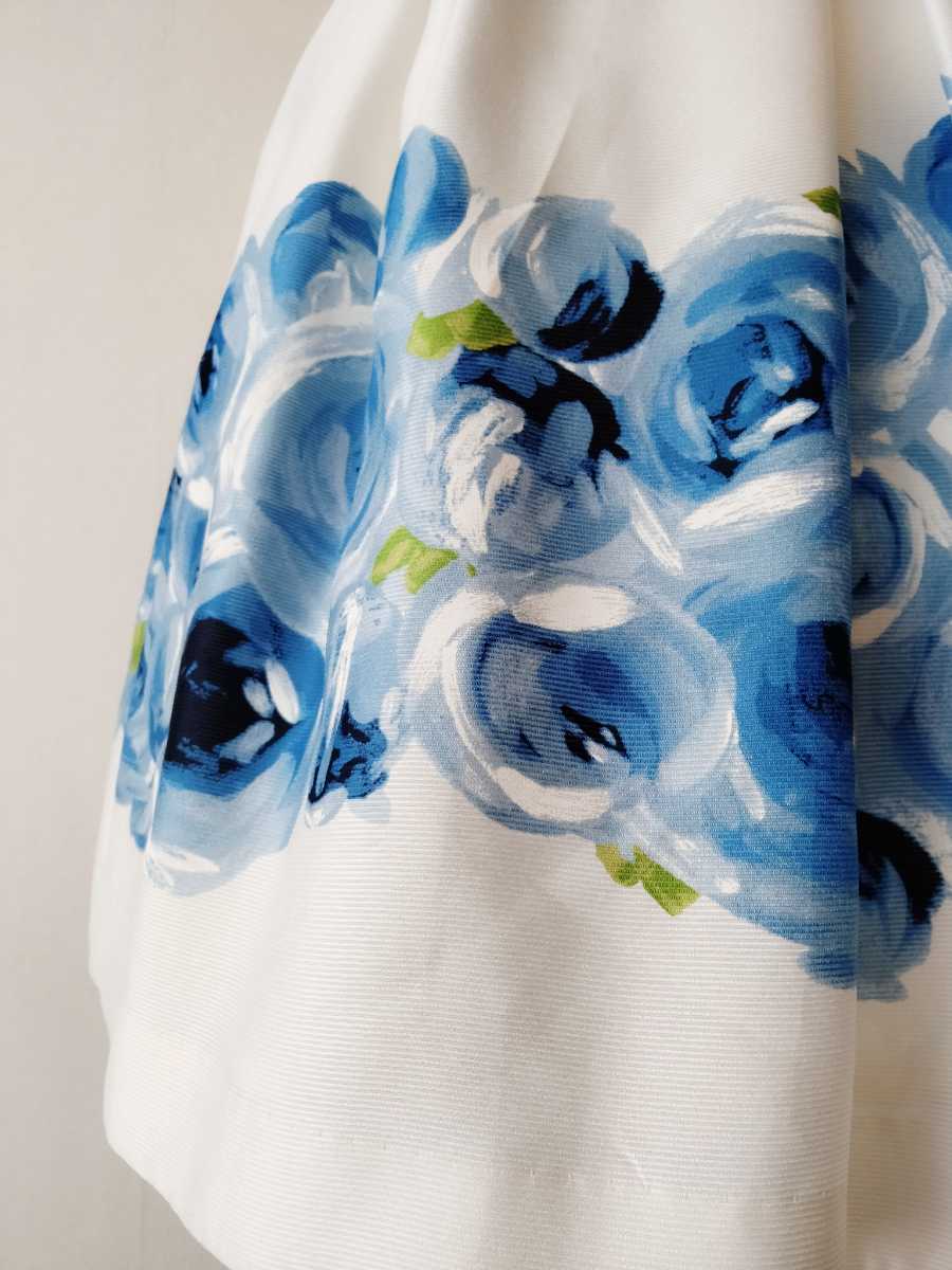 エムズグレイシー油絵青薔薇ブルーローズ柄スカート40（¥18,000