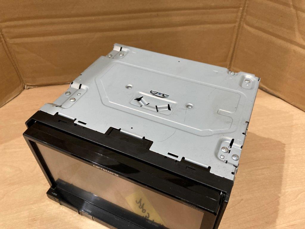 送料込み】 社外ナビ Carozzeria カロッツェリア AVIC-RZ901 メモリー