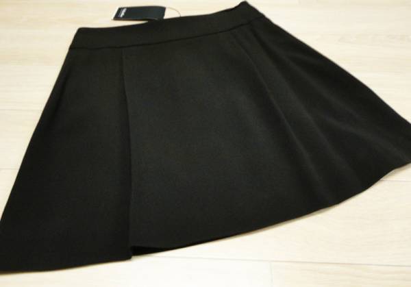 新品79%OFF　マックスマーラ　Max Mara　プリーツスカート　ブラック　40サイズ