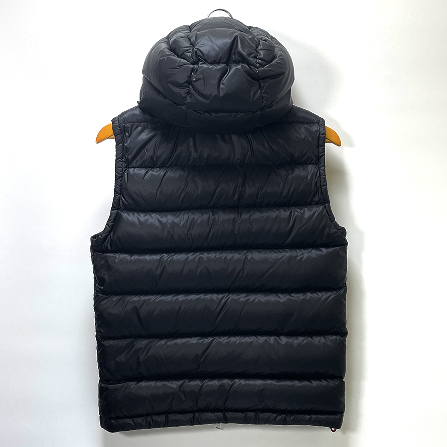 Aランク】MONCLER モンクレール ダウンベスト フード付き メンズ 0 S