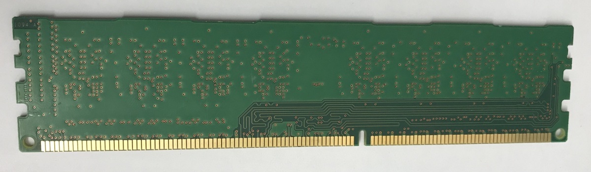MICRON PC3-12800U 4GB DDR3-1600 DDR3デスクトップ用 PC3-12800 メモリ 中古 動作確認済み  ブランド品専門の 4GB