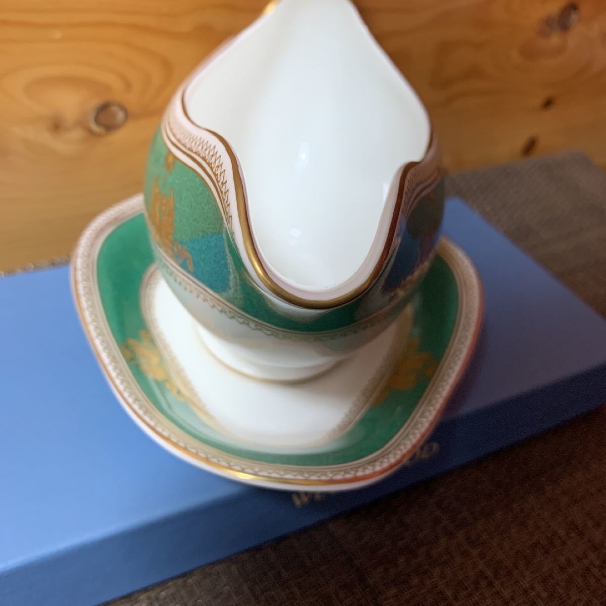 希少 ウェッジウッド コロンビア パウダーグリーン ソースボード ソースポット