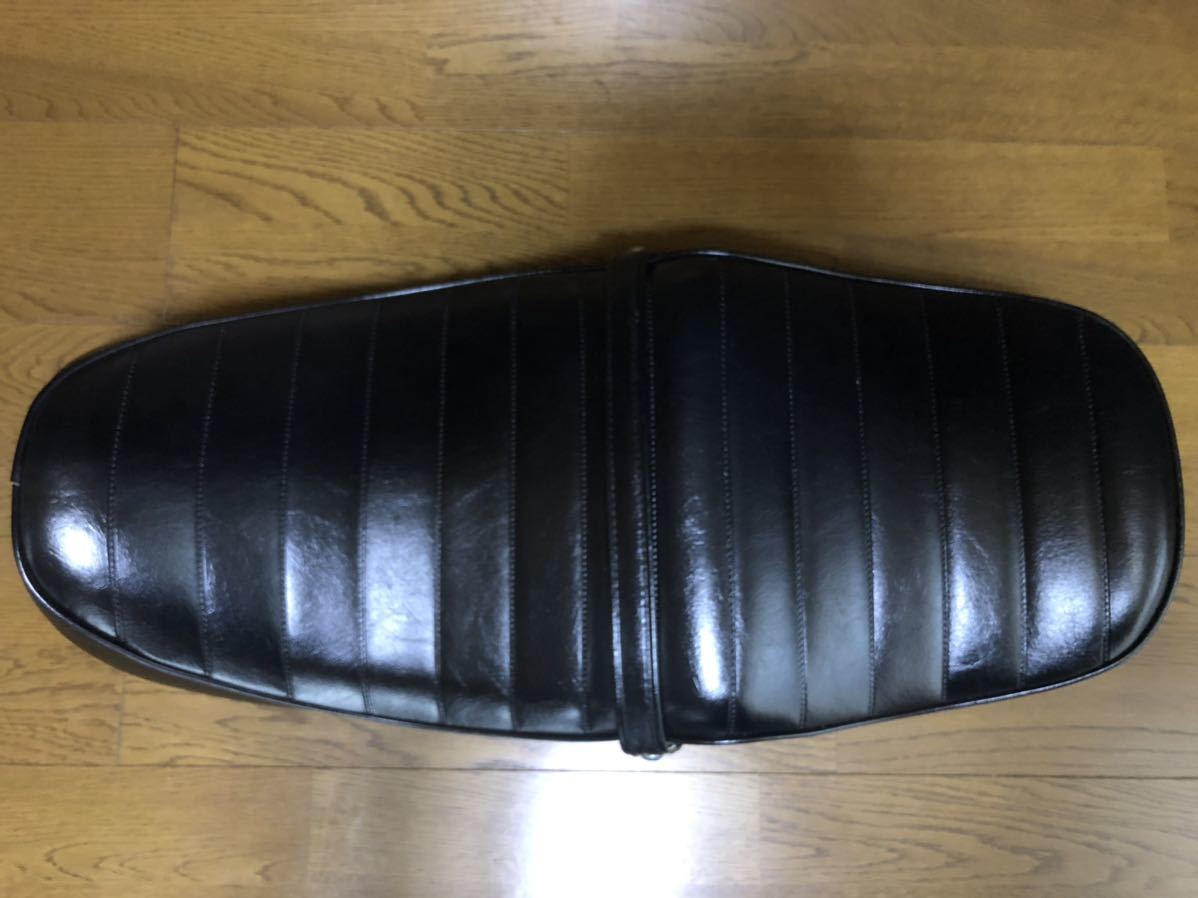 ゼットファーザー オリジナルシート CB1100 (SC65) タックロール ゼットファーザー オリジナルシート CB1100 (SC65) タックロール