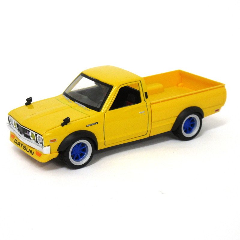 1:24 TOKYO MOD 1973 Datsun 620 Pick up Yellow  миникар (Minicar) 【Maisto】... машина 