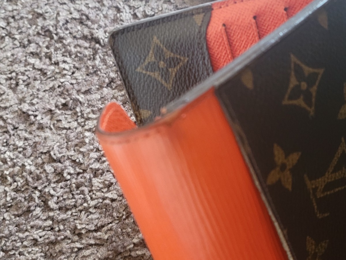 LOUIS VUITTON ルイヴィトン ポルトフォイユマリールーロン ピモン長