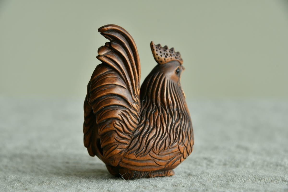 古美術】鶏 根付 Netsuke 精密 彫刻 超絶技巧 小品 古玩 骨董 古美術】鶏 根付 Netsuke 精密 彫刻 超絶技巧 小品 古玩 骨董