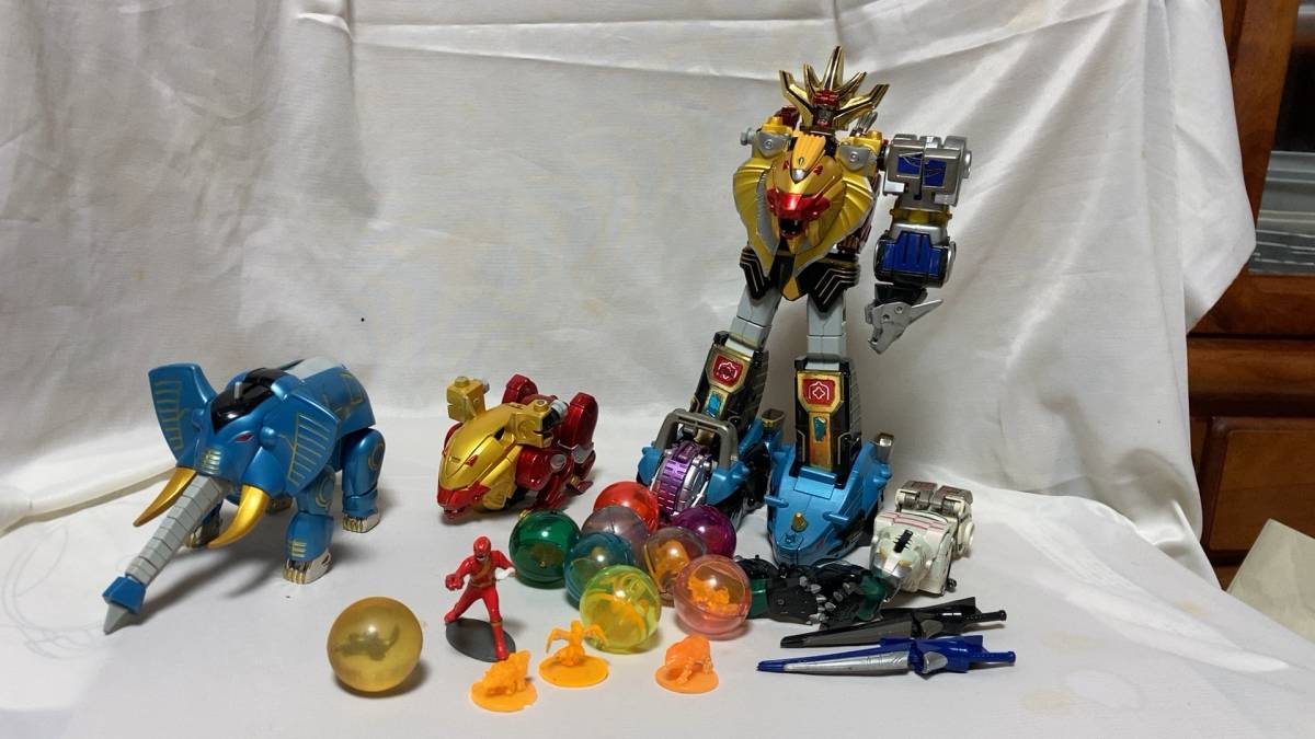 2021人気特価 百獣戦隊ガオレンジャー DX超合金 ガオキング