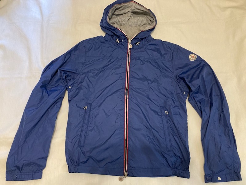 【３回～4回着用・美品】　希少　　　モンクレール　MONCLER　　ユルヴィル　URVILLE