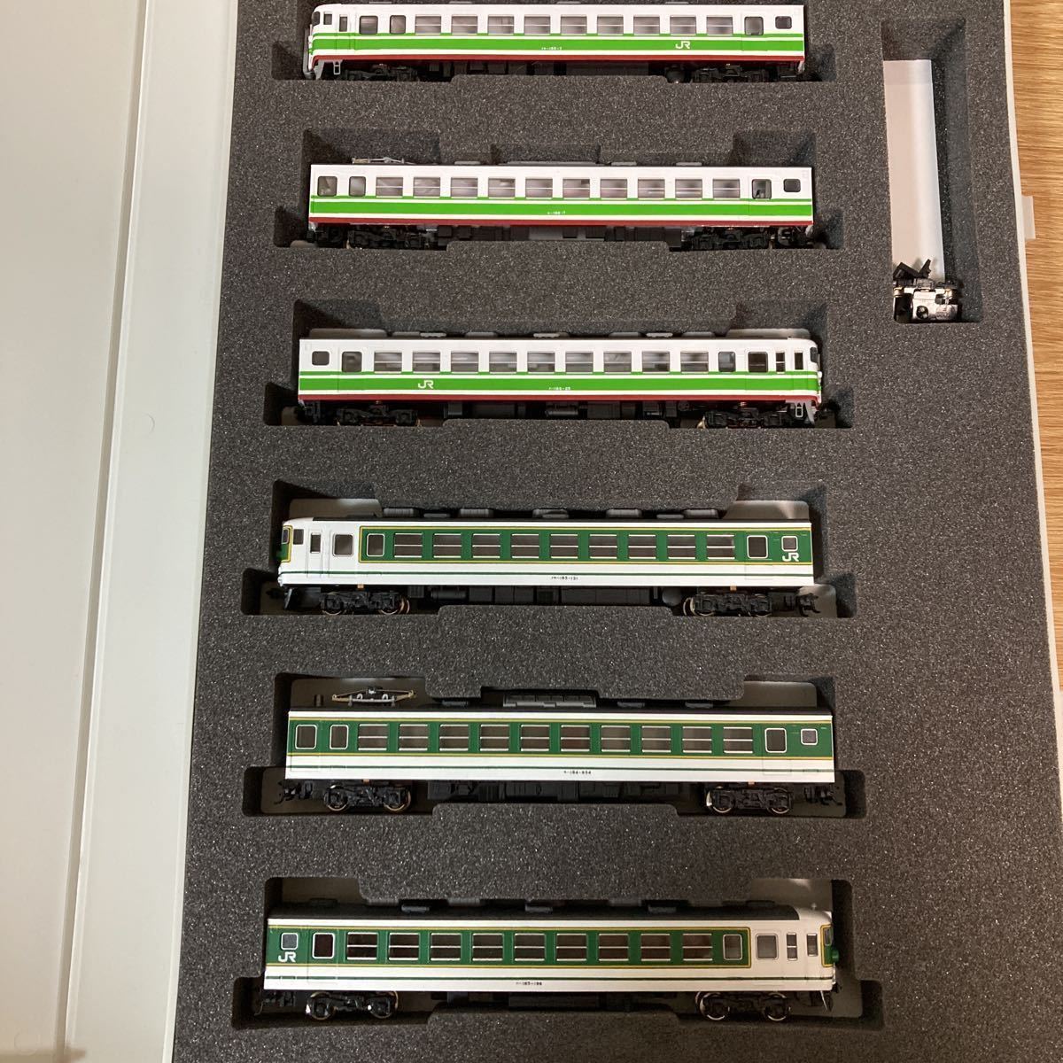 Yahoo!オークション - TOMIX 115系1000番台電車 (旧信州色) 3両 Yahoo!オークション - TOMIX 115系1000番台電車 (旧信州色) 3両