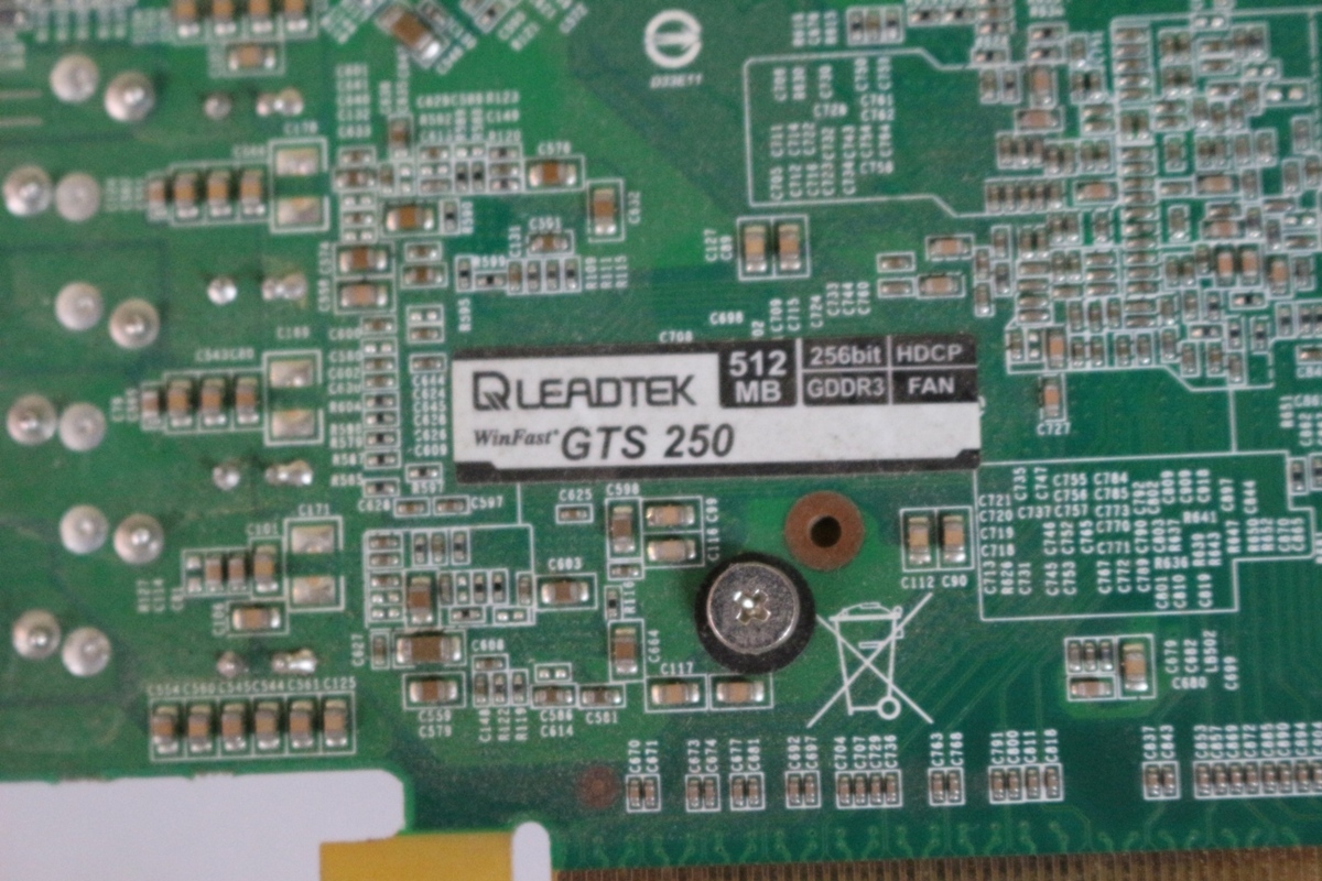 中古品 グラフィックスカード LESDTEK WinFast GTS250 1024MB (PCIExp 1GB) 在庫限定_画像6