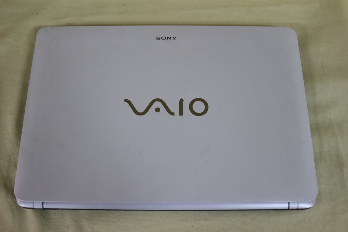 爆売り!】 動作OK ノートPC SONY VAIO Fit 15E SVF15327EJW sushitai