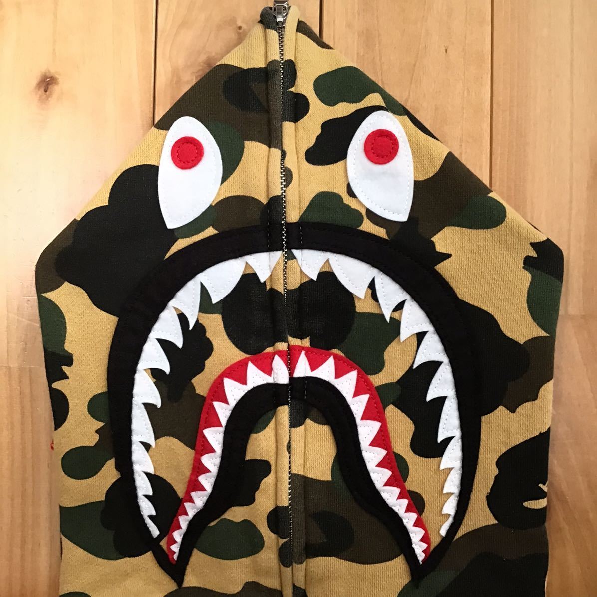 1st camo yellow patched シャーク パーカー Mサイズ shark full zip hoodie a bathing ape bape エイプ ベイプ アベイシングエイプ 迷彩 j_画像5