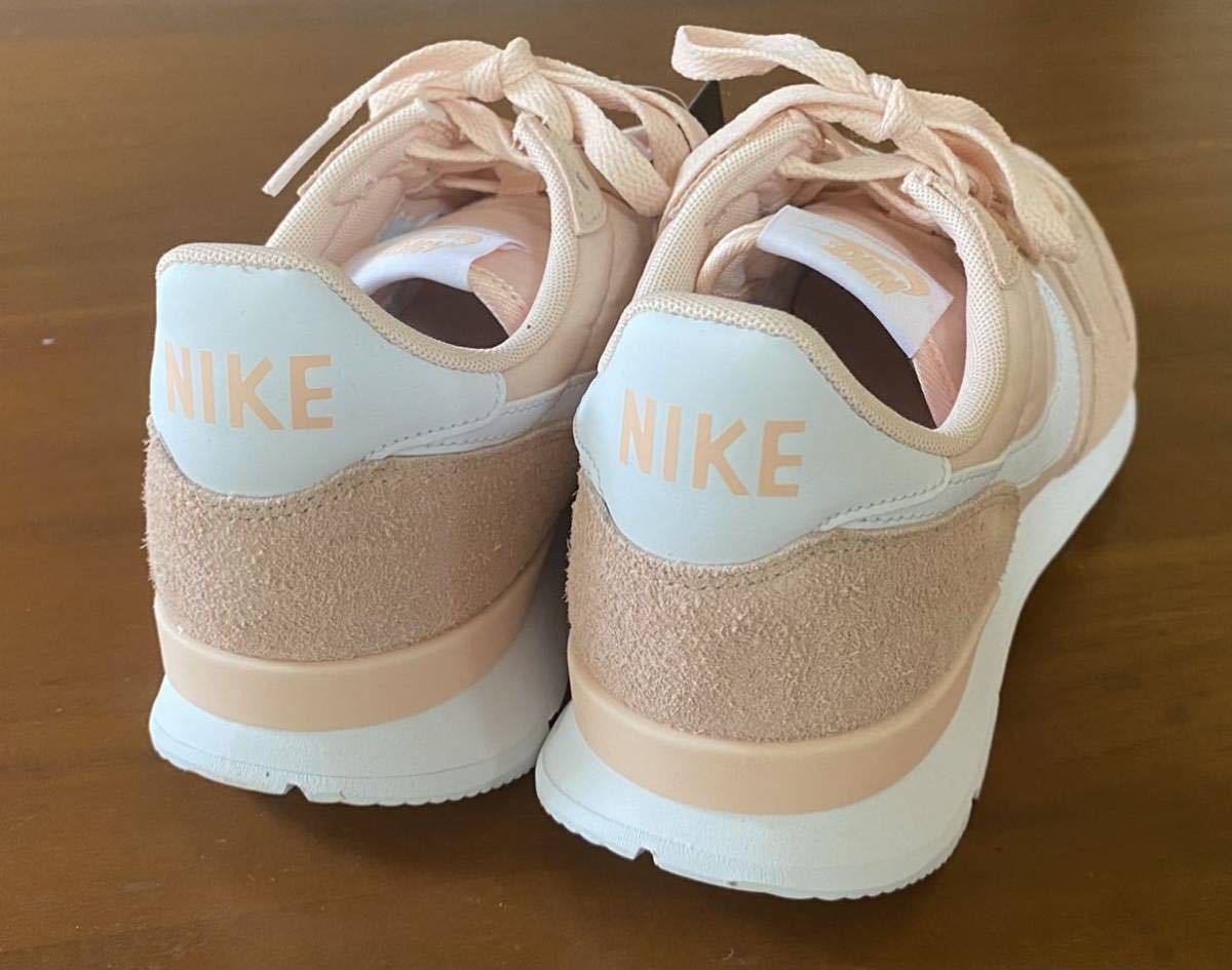 新品 24㎝ NIKE ナイキ ウィメンズ インターナショナリスト WMNS 新品 24㎝ NIKE ナイキ ウィメンズ インターナショナリスト WMNS