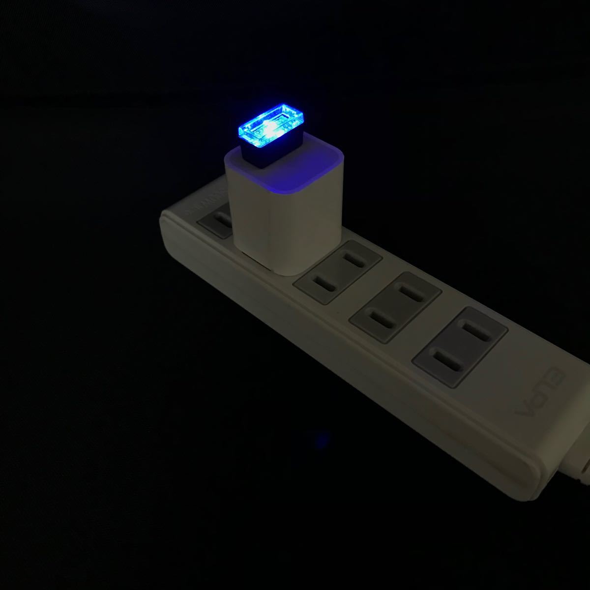 イルミライト USBポートカバー イルミカバー 車用 イルミネーション 車内照明 室内夜間ライト ブルーLED 青 ２個セット