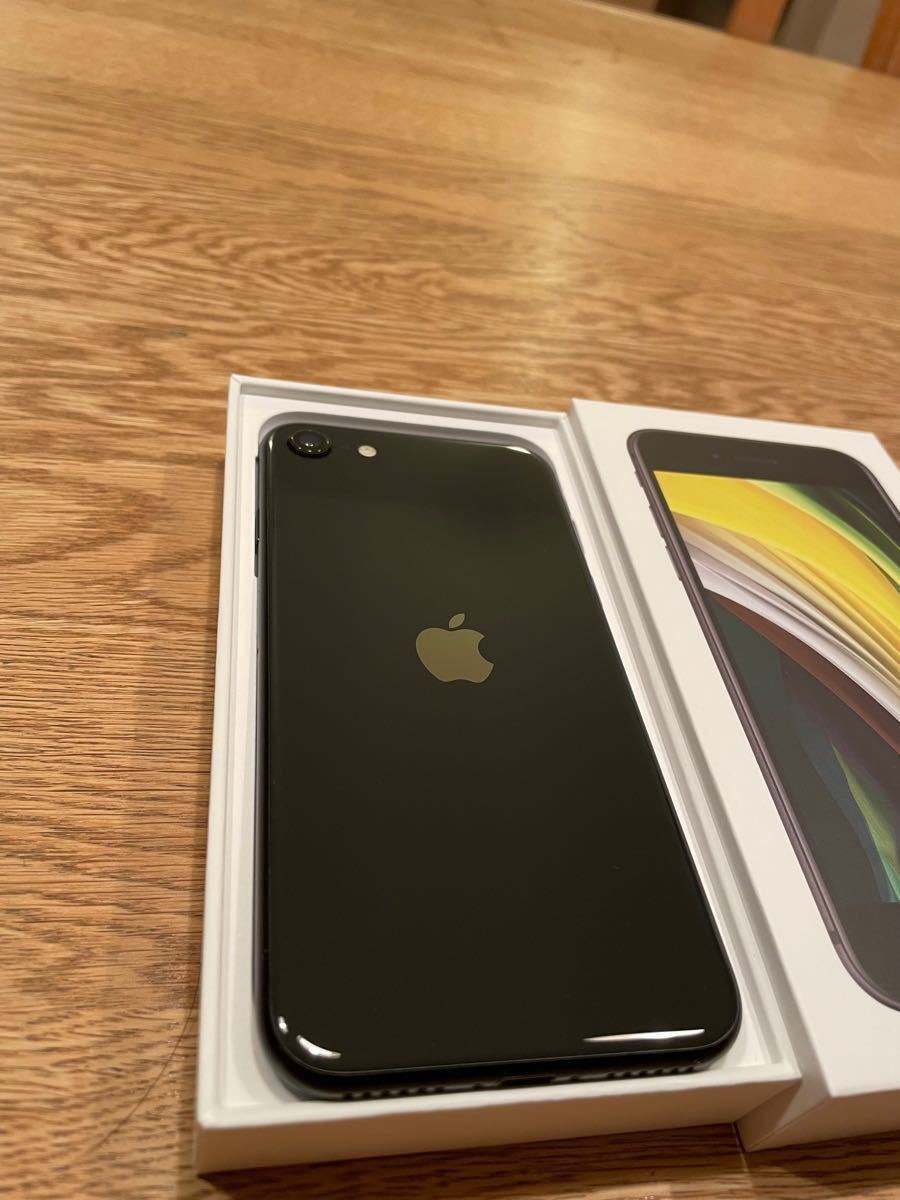 美品 SIMフリー iPhone SE 第2世代 64GB SIMフリー Apple Store 画面