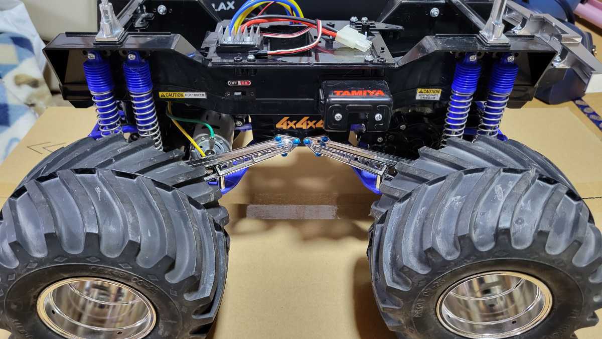 タミヤスーパークラッドバスター完成品プロポ、受信機なし タミヤスーパークラッドバスター完成品プロポ、受信機なし