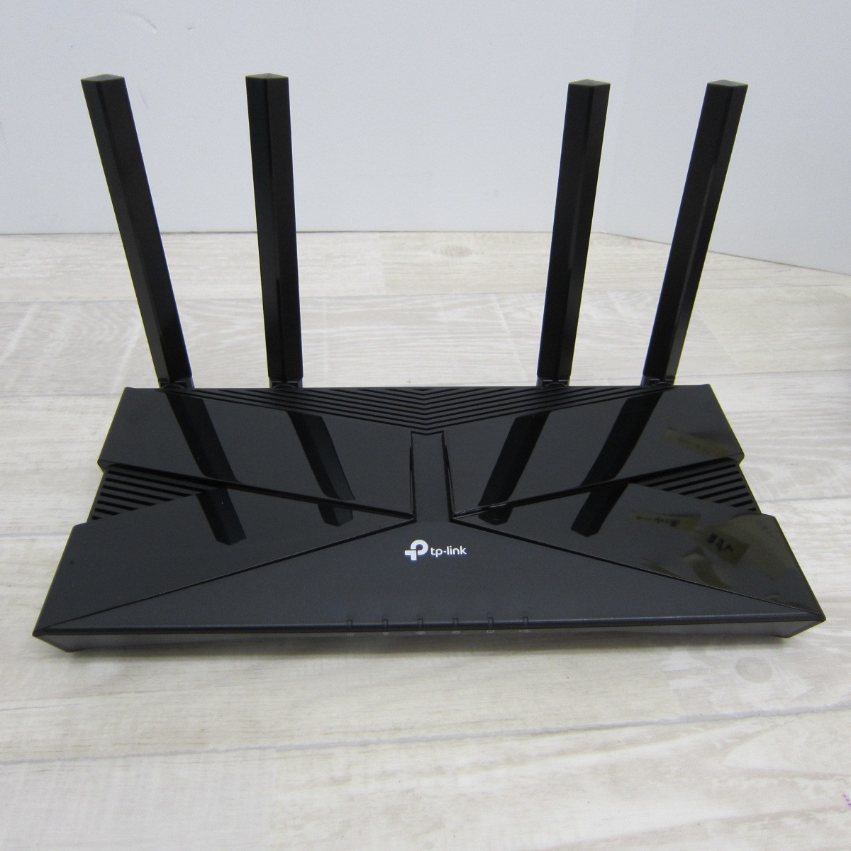 PB2482【美品】TP-Link WiFi ルーター WiFi6 11ax AX1800 1201Mbps (5 GHz) + 574 Mbps (2.4GHz) 1.5Ghz OneMesh対応 Archer AX20