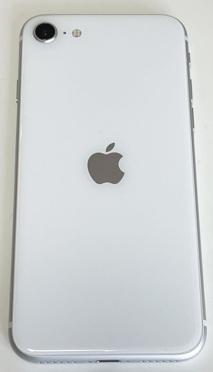 美品 SIMロック解除済 Apple iPhoneSE 第二世代 64GB アップル 白