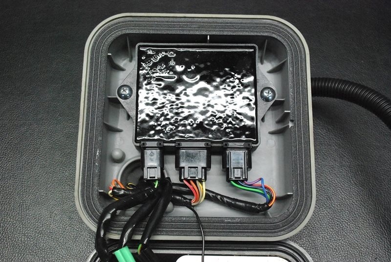 カワサキ Ultra150 1999年モデル 純正 イグナイタ (21119-3757 カワサキ Ultra150 1999年モデル 純正 イグナイタ (21119-3757