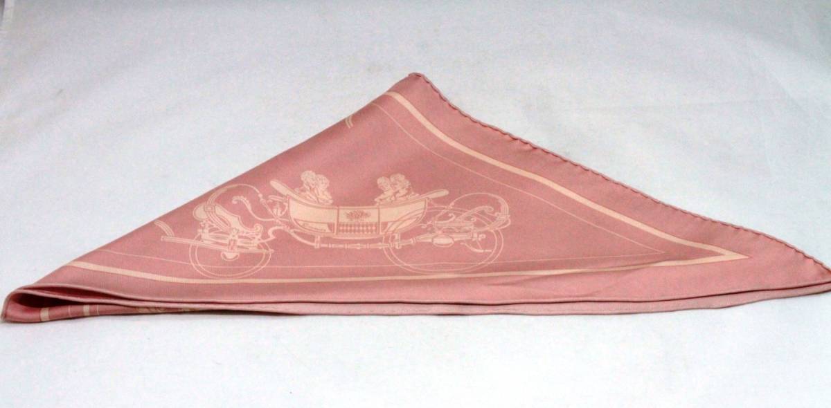 ◆◇【超美品】HERMES エルメス ポワンテュ ポワントゥ 馬車柄 トライアングル 三角スカーフ◇◆_画像5
