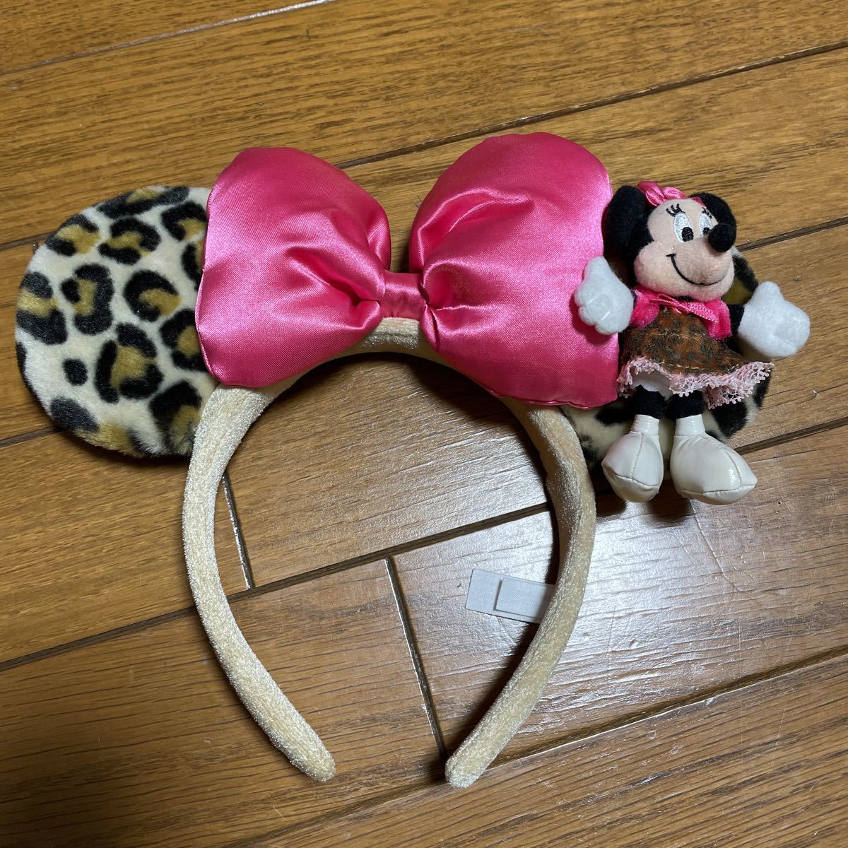 ディズニー ミニーカチューシャ ヒョウ柄　レア