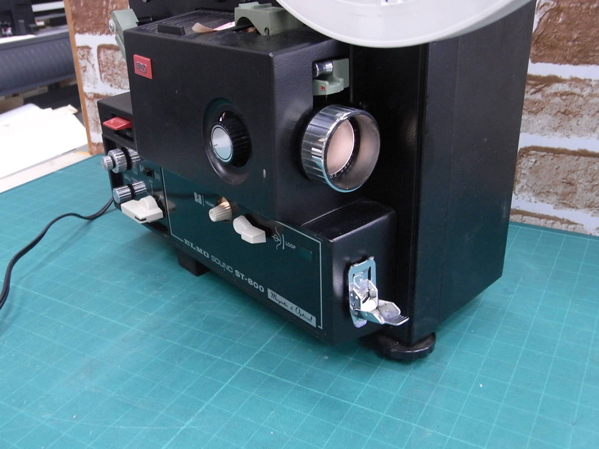 8ミリ映写機 エルモ ELMO ST-800 光学磁気サウンド 8mmフィルム 8ミリ映写機 エルモ ELMO ST-800 光学磁気サウンド 8mmフィルム