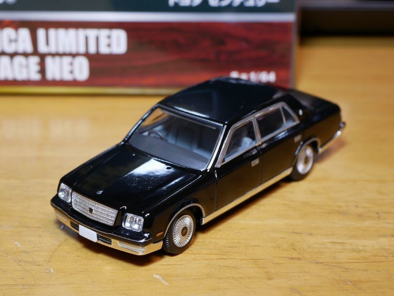 トミカリミテッドヴィンテージネオ☆LV-N105a トヨタ センチュリー(黒