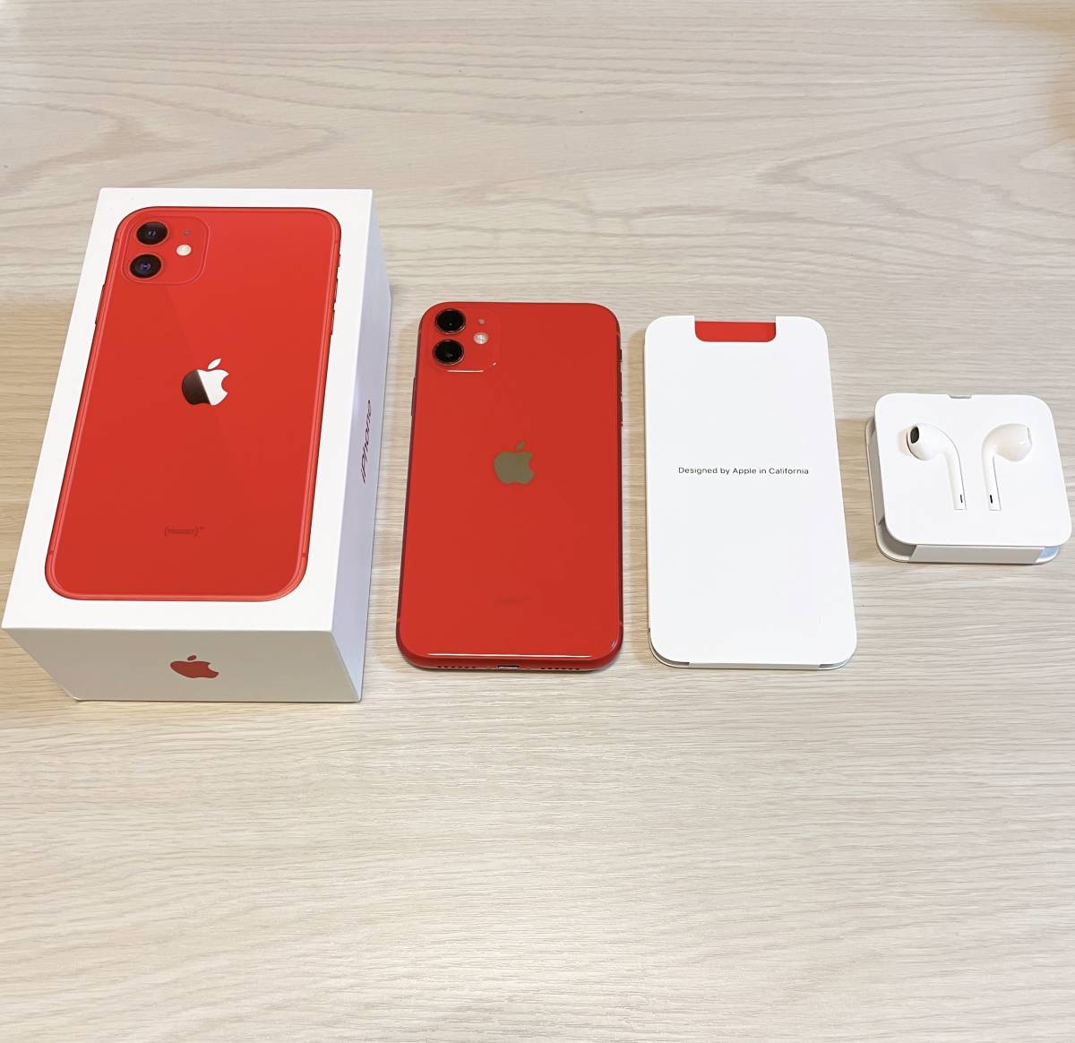 iPhone 11 (PRODUCT)RED 64 GB Softbank 美品-