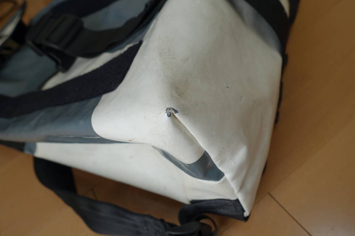 FREITAG F33 BONANZA フライターグ ボナンザ 廃番 ホワイト FREITAG F33 BONANZA フライターグ ボナンザ 廃番 ホワイト
