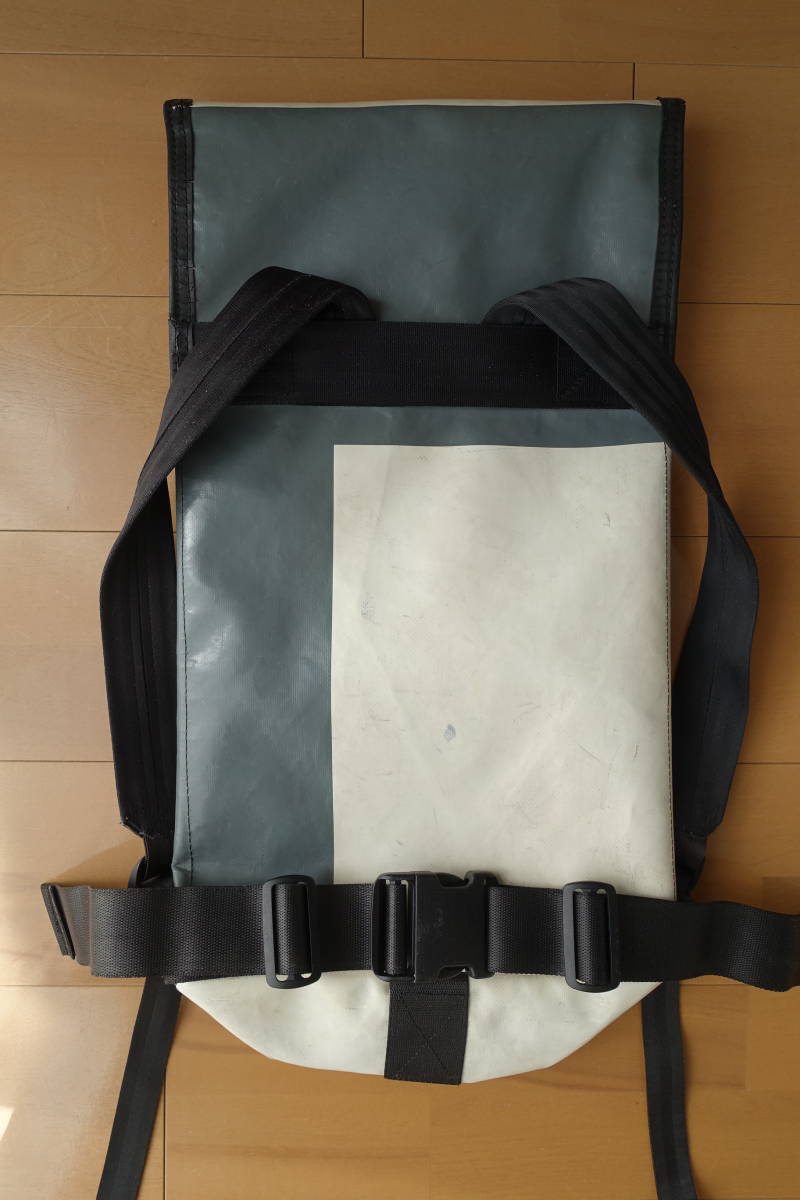 FREITAG F33 BONANZA フライターグ ボナンザ 廃番 ホワイト FREITAG F33 BONANZA フライターグ ボナンザ 廃番 ホワイト