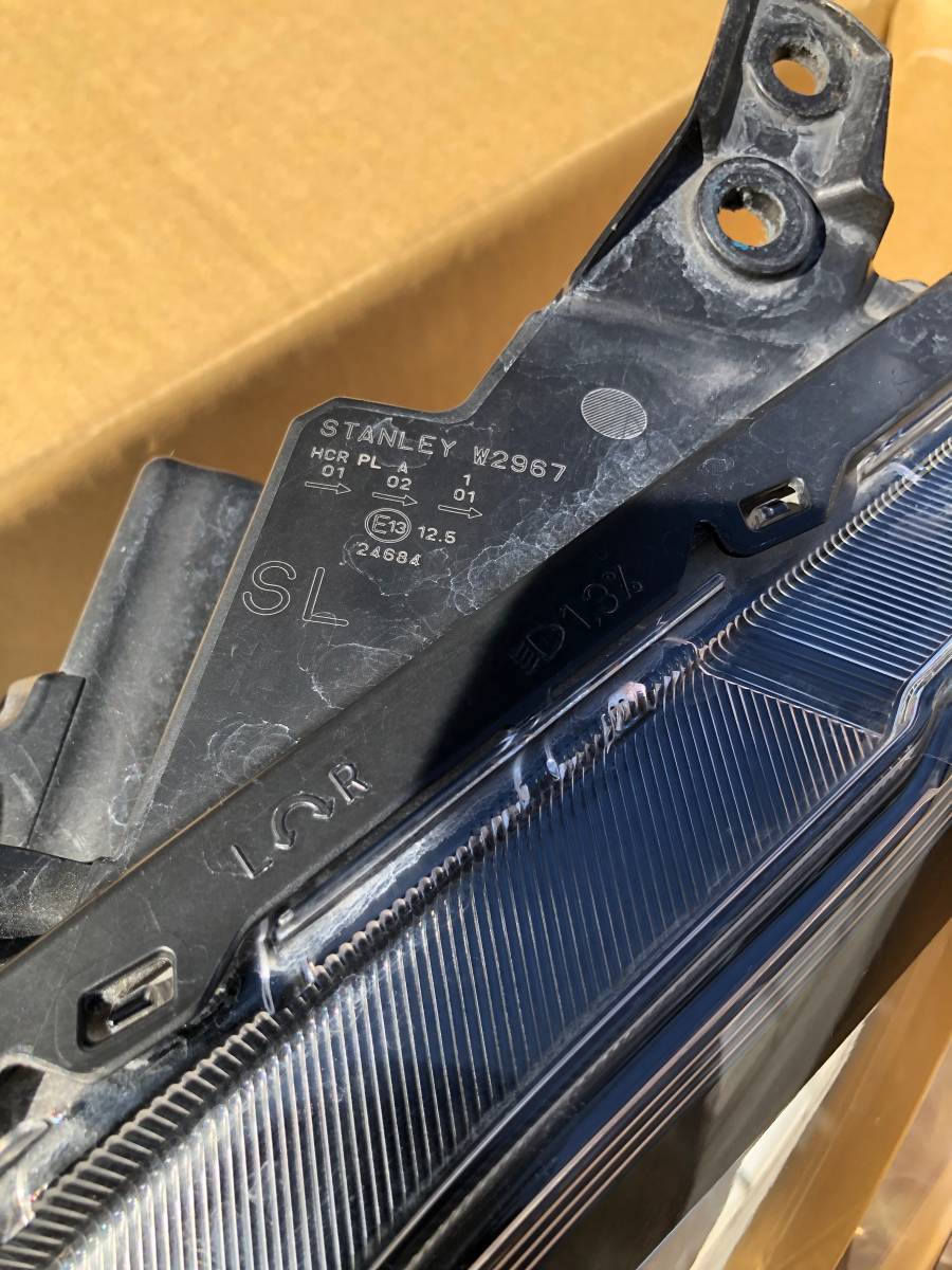 スズキ スイフトスポーツ ZC33S 純正左ヘッドライト STANLEY W2967 美