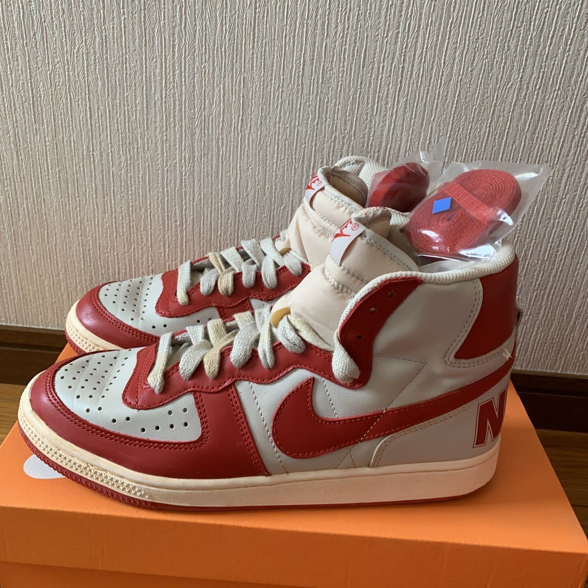 Yahoo!オークション - H/ NIKE TERMINATOR HIGH VINTAGE RED Yahoo!オークション - H/ NIKE TERMINATOR HIGH VINTAGE RED