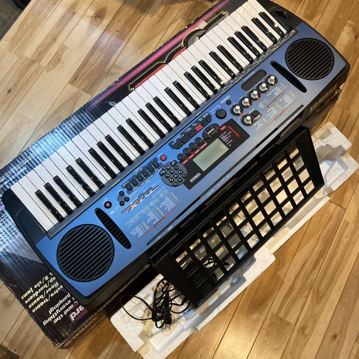 YAMAHA シンセサイザー PSR-D1 DJX ヤマハ 譜面台-