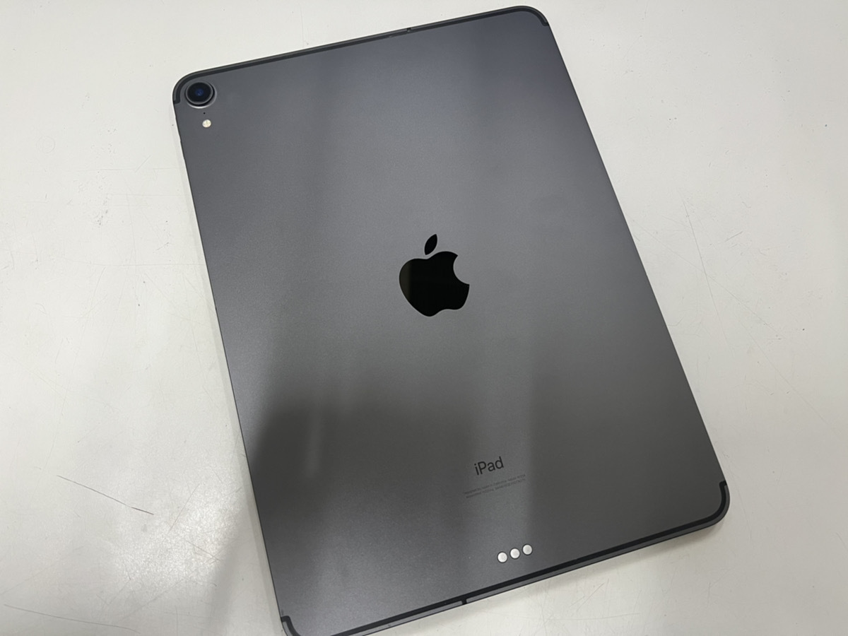 安いアウトレットストア iPad Pro 11インチ　64GB SIMフリー タブレット