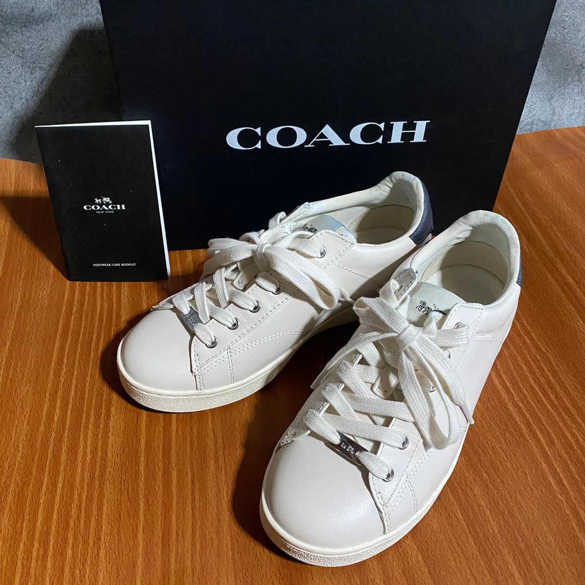 美品 COACH コーチ 靴 スニーカー サイズ8 メンズ レディース 美品 COACH コーチ 靴 スニーカー サイズ8 メンズ レディース