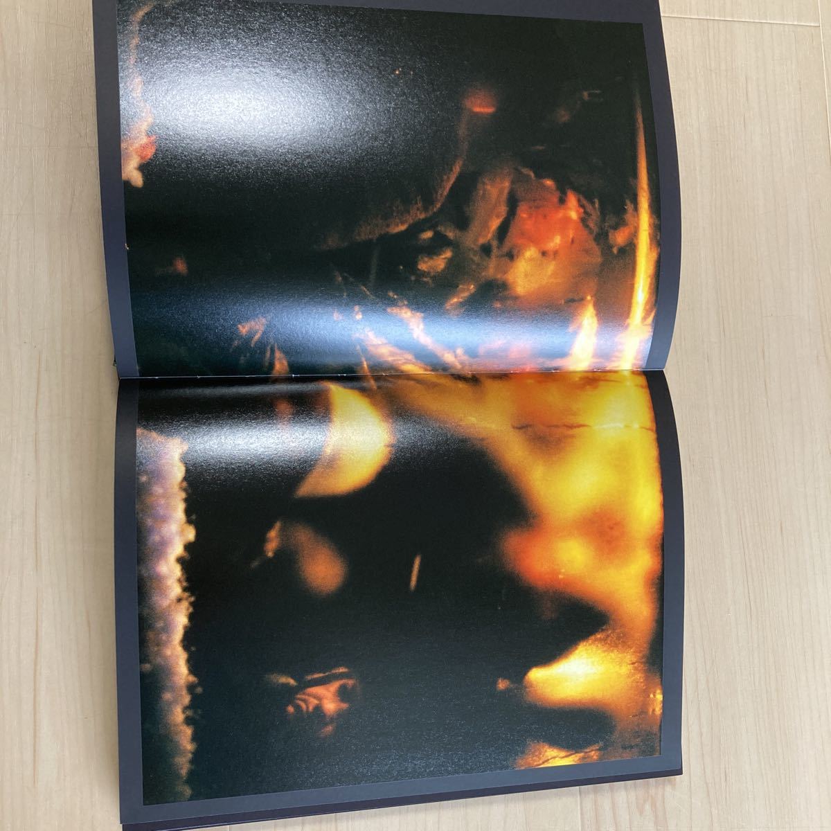 JONAS BENDIKSEN 「SATELLITES」 ジョナス・ベンディクセン 写真 | www