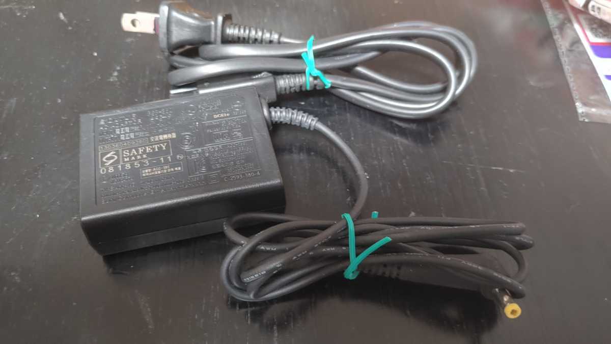 【純正】SONY　PSP充電器　PSP 専用ACアダプター (PSP-380) _画像2