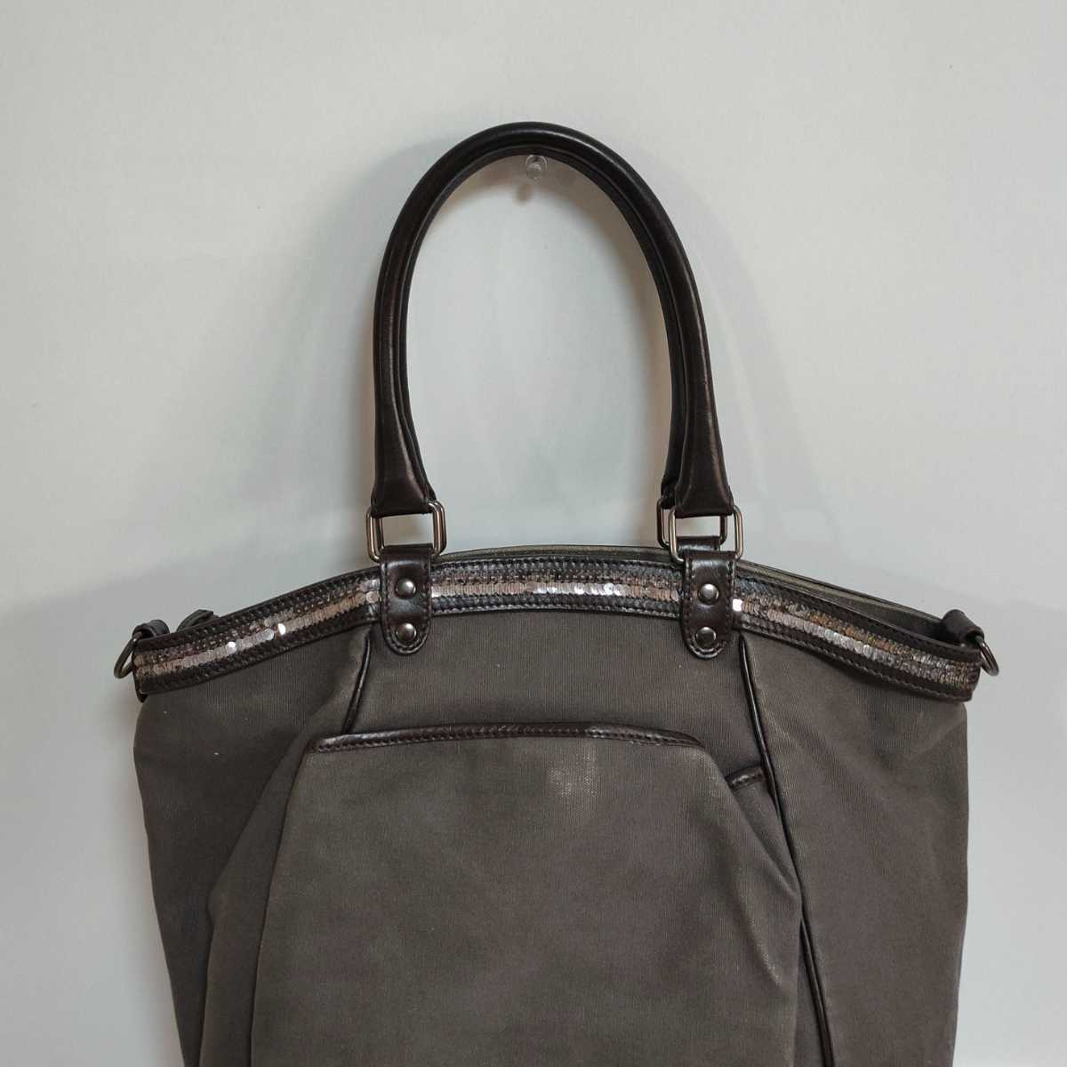  beautiful goods Vanessa Bruno spangled attaching tote bag khaki original leather 