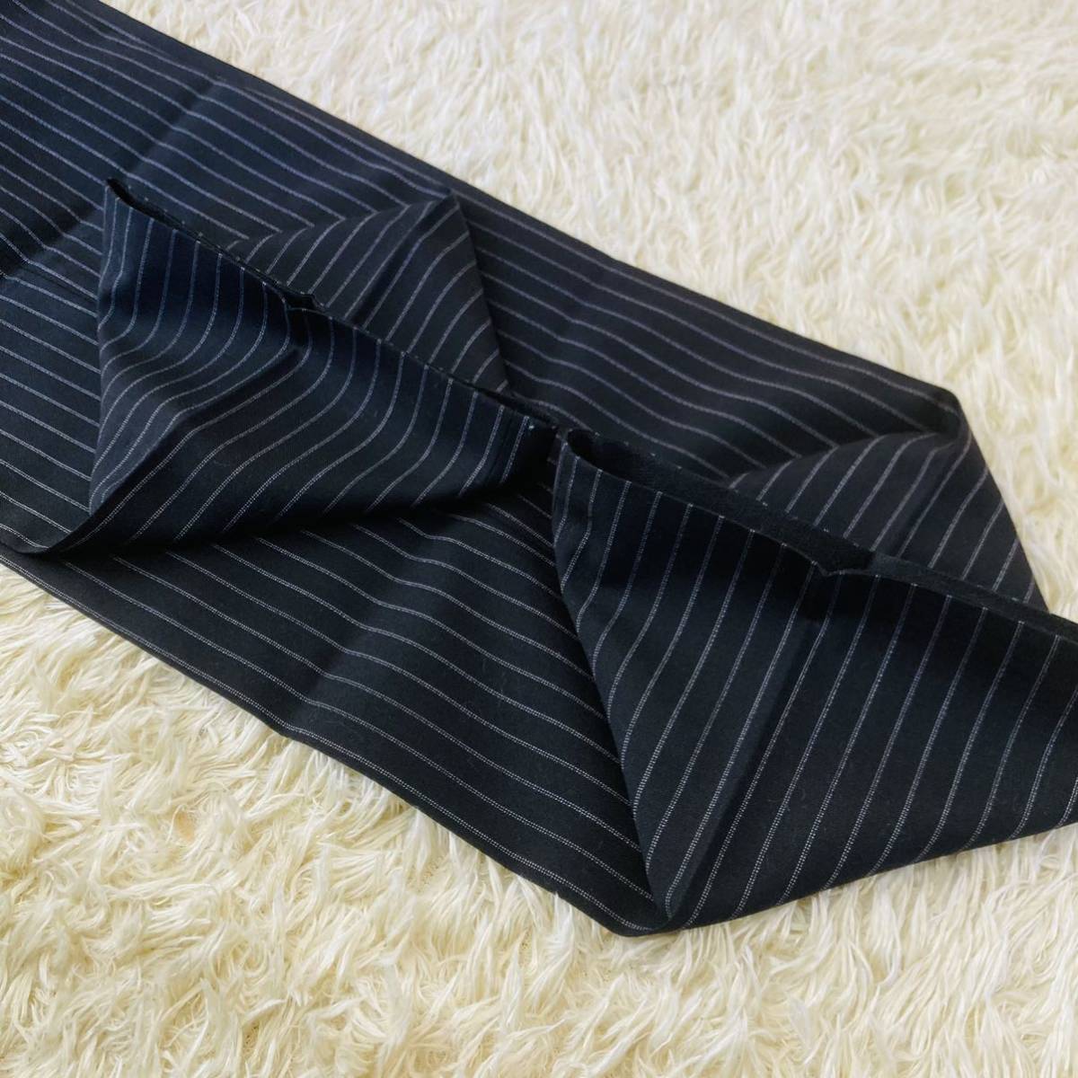 ヒューゴボス 『最高級の逸品』 HUGO BOSS スーツ セットアップ ヒューゴボス 『最高級の逸品』 HUGO BOSS スーツ セットアップ