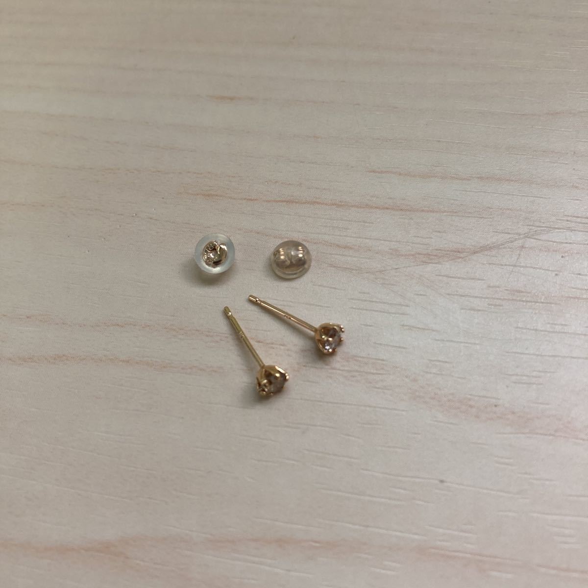 K18ダイヤピアス 0.15ct×2 www.eva.gov.co