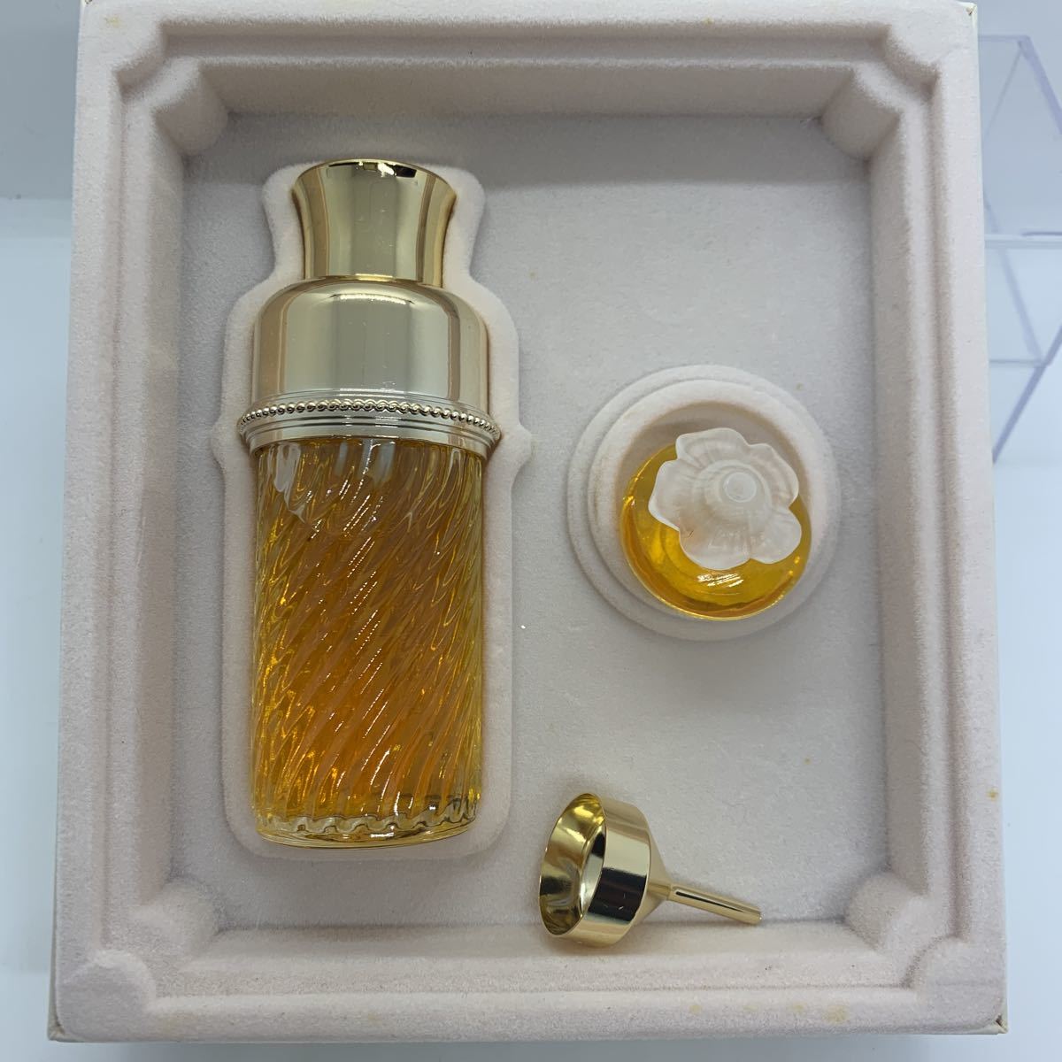 最高級 【アンティーク】NINA RICCIの香水5本セット 香水(女性用)