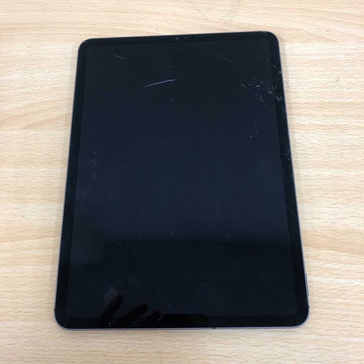 ジャンク品 Apple iPad Pro 11インチ MU0M2J/A 64GB Wi-Fi Cellular 第 