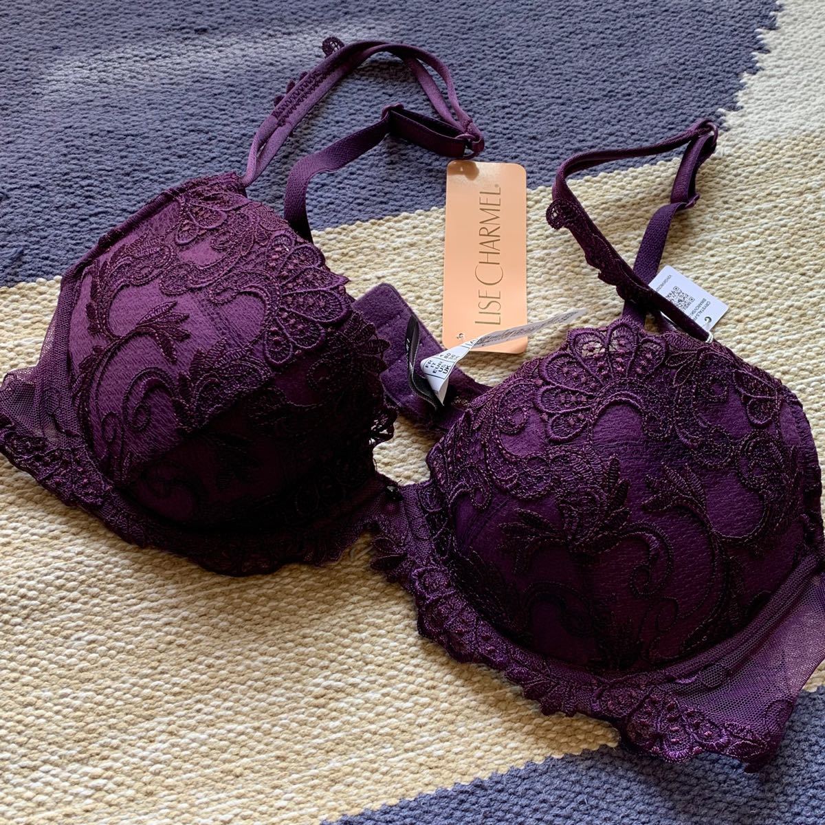 【LISE CHARMEL】ブラ★Exception charme★バンドゥタイプ リズシャルメル LISE CHARMEL ブラジャー80A