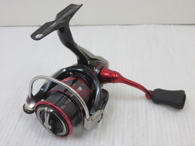 品】 ダイワ Daiwa 18月下美人 MX LT2000S-P スピニングリール 〇YR